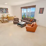 Villa Male Rose