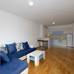 Akacia Oasis Cozy 1 Bedroom By The Sea