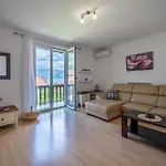 Minute To The Sea - Vacation Home