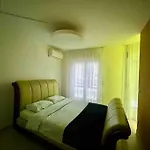 Luxury Apartment In City Kvart