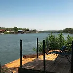 River House Bonaca