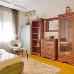 Studio Apartment Center
