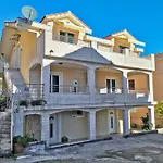 Apartmani Kenova 4