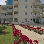 Vila V Lux Apartments