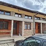 Zenith Campsite Apartments