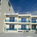 Vila Delfin