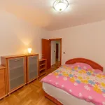 Apartment Qservice Petrovac