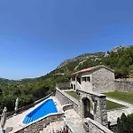 Blake'S Villa