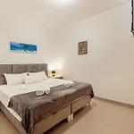Palma Apartments