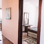 Bivalvia Apartments