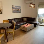 Lux Apartment Amarin