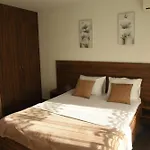 Apartmani Sutomore Tri Palme