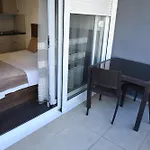 Apartmani Sutomore Tri Palme