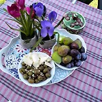 Olive Apartment