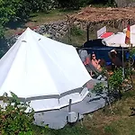 Ljubicani Village Glamping