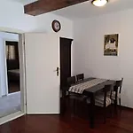 Apartment Kustudic