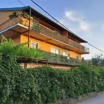 Apartments Mirkovic