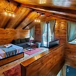 Coratina Cottage