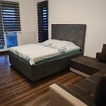 Villa „Taki“ Podgorica
