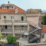 Sm Beach Residence