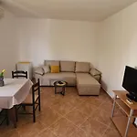 Apartments Mare