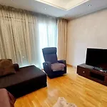 Two Bedroom Apartment Near Beach