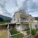Duplex For Rent With 3 Bedrooms