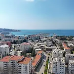 Oasis Central Stay