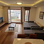 Skyaprt77M Jacuzzi