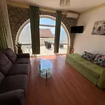 Apartmani Stari Grad