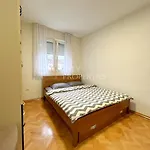 Charming And Lovely Apartment In Podgorica Center