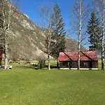 Mountain Cottage Komarnica