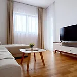 Olive Tree Apartament 10