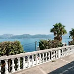 Sea Apartments