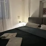 Hotel Senator