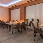 Hotel Maksim
