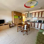 Sea View Apartment Petrovac