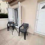 Casa Apartments, One-Bedroom Apartment