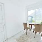 Ema Apartments