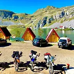 Kapetanovo Jezero Bungalov