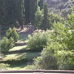 Springs Apartments & Rooms