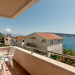 Apartments Maslina