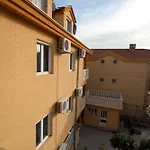 Apartments Dalila