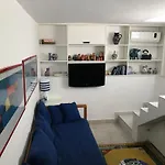 Apartment L.A.