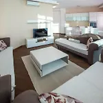 Becici -Lux Apartman