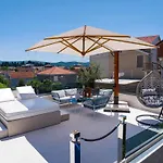 Raicevic Residence