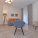 Apartment In Herceg Novi - Meljine