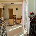 Sea La Vie Apartments