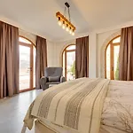 Sutorman 1 Villa D&B