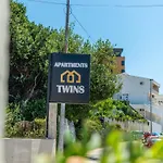 Twins Apartments
